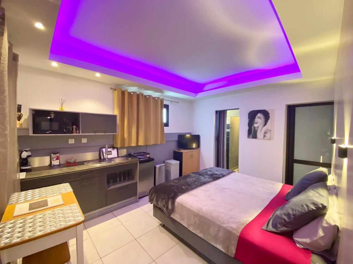Hostal 170 Room 14 Service Appartement Le Tampon Exterior foto